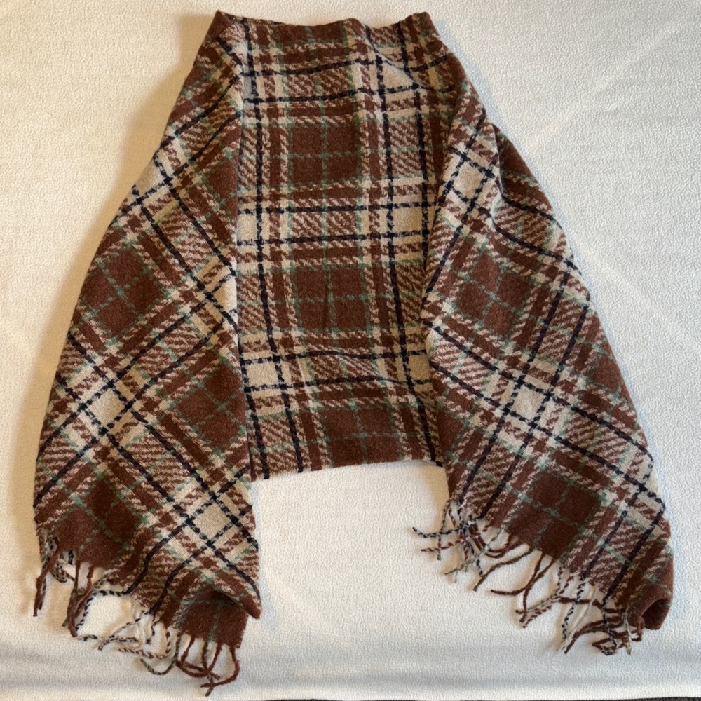 NWT Plaid Fringe Shawl